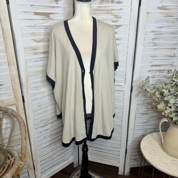 NWT BCBGMAXAZRIA Women's Small Med Cape Poncho Cardigan Wool Angora Cream Black - Picture 3 of 14